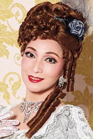万里柚美