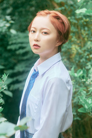 安本彩花