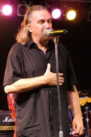 Schuster Lóránt