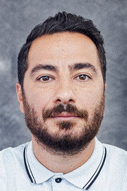 نوید محمدزاده