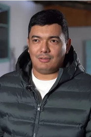 Алишер Утев