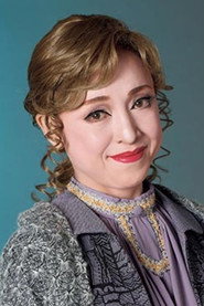 五峰亜季