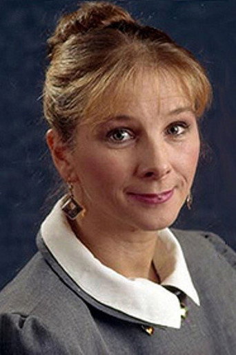 Ира Попова