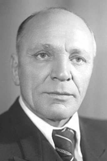 В. Ратомский