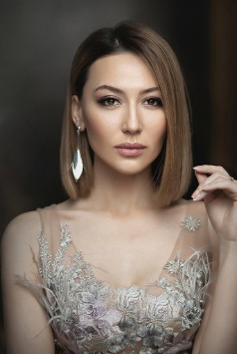 Лола Йўлдошева