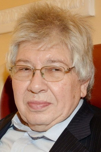 Кирилл Разлогов