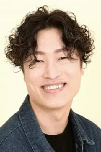 조문근