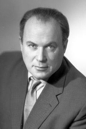 Л. Галлис