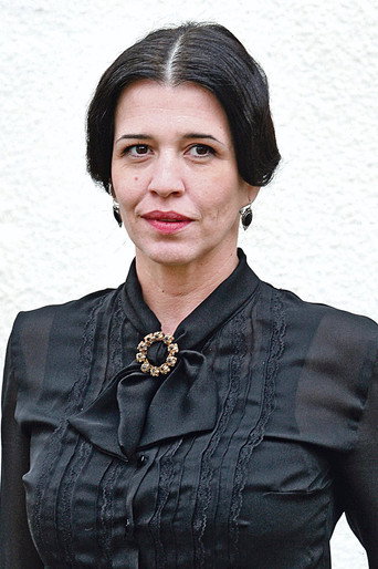 Нела Михаиловић