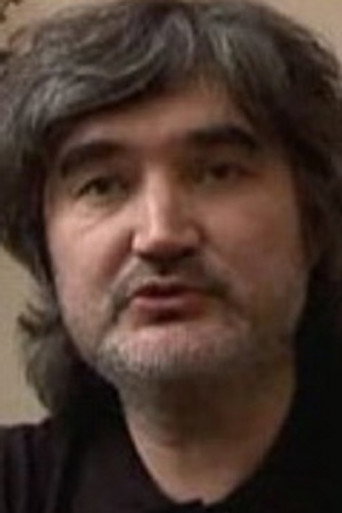 Андрей Суратдинов