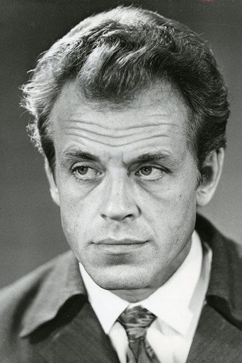 Л. Мерзин