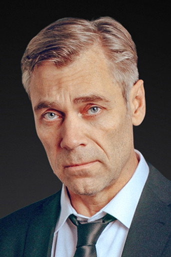 Михаил Генрихович Хмуров