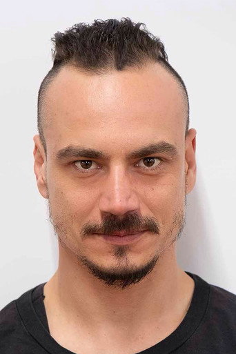Ulaş Akşit