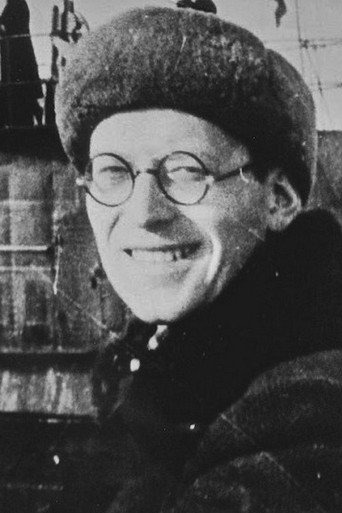 Василий Константинов