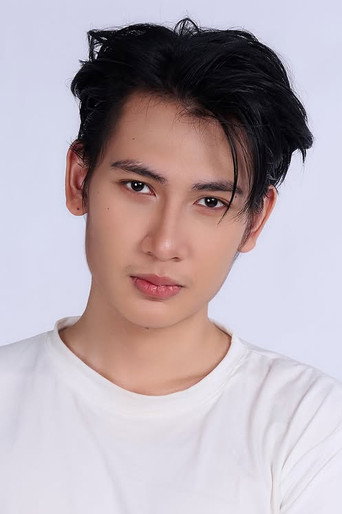 ธนาวุฒิ ชูเพ็ชร