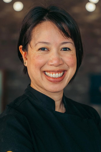 Christine Hà