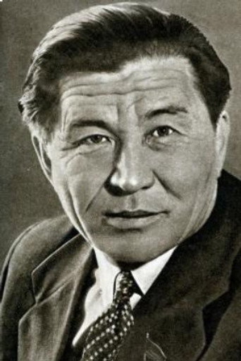 Шакен Кенжетаевич Айманов